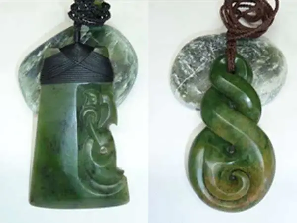 Pounamu guide find carvers