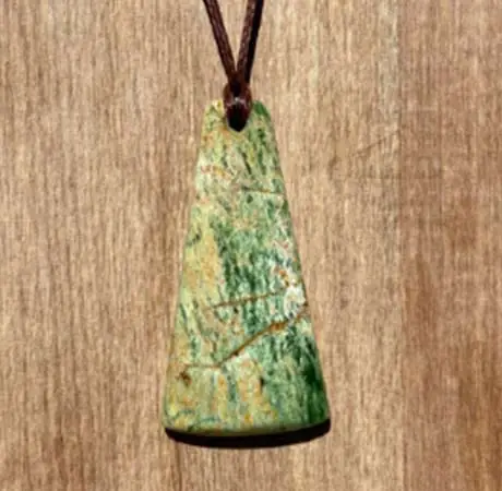 Carved in stone new zealand pounamu carver