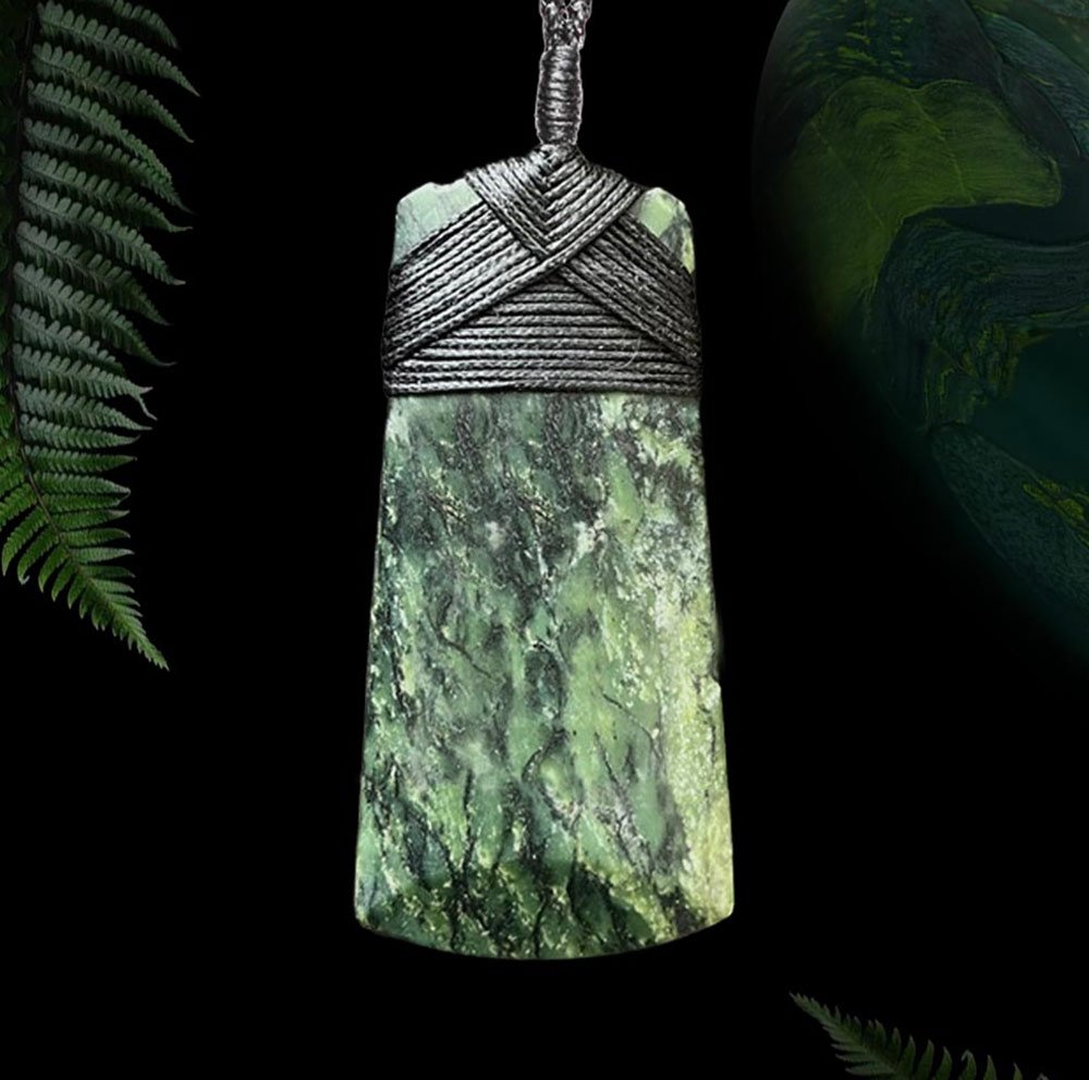 Toki pounamu greenstone pendant necklace, symbol of chieftainship and mana