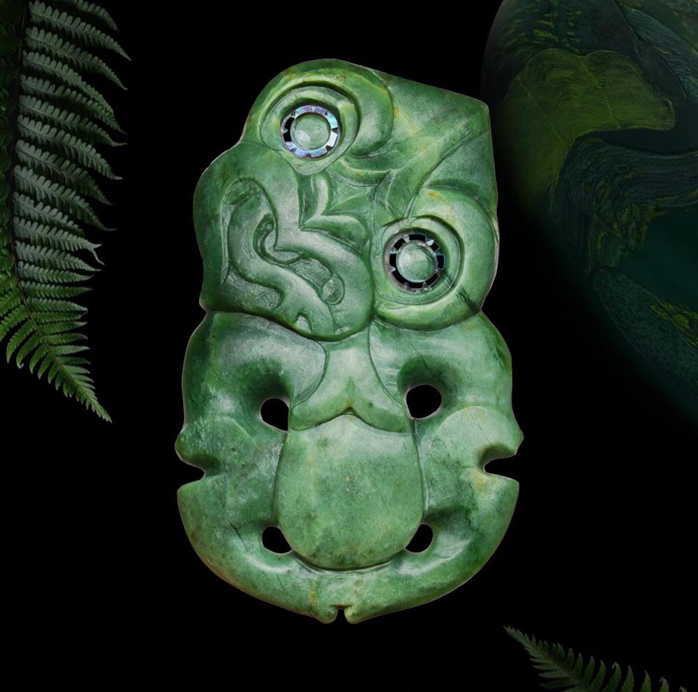 Hei tiki pounamu pendant, human figure symbolising ancestors and fertility