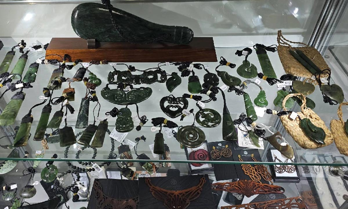 Creative Treasures NZ gift and pounamu shop 315 Heretaunga Street West Hastings Hawkes Bay New Zealand