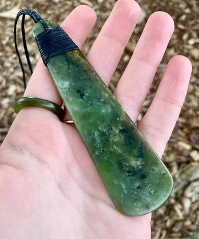 adze toki pendant from maori arts wellington