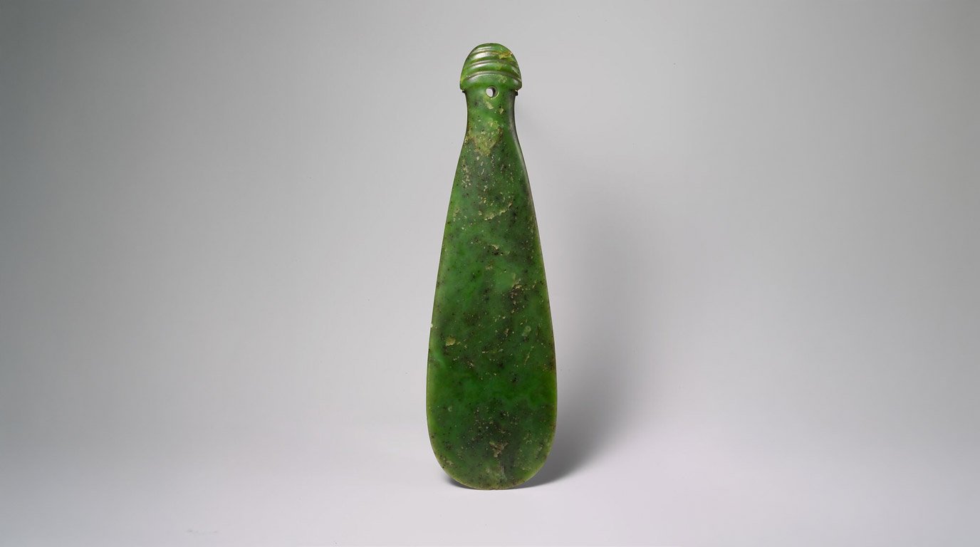 19th century Māori mere pounamu, a teardrop-shaped hand club carved from green nephrite
